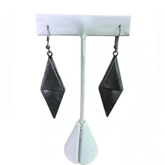 2” Drop Dangle Triangle Diamond Shaped Rhinestone Dark Silver Earrings - Picture 4 of 5